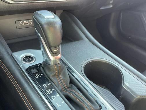 2021 Nissan Altima SR FWD