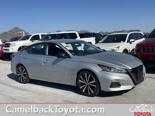 2021 Nissan Altima SR FWD
