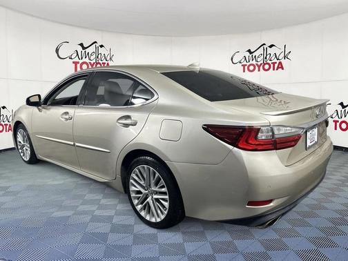 2016 Lexus ES 350 Base