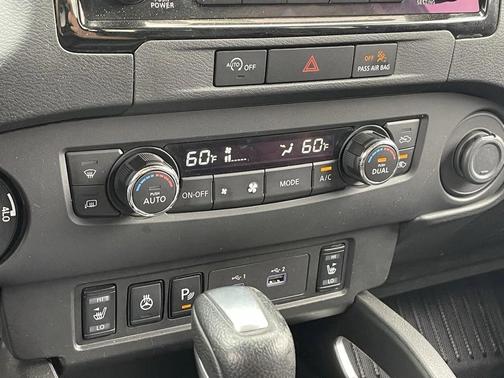 2024 Nissan Frontier SV