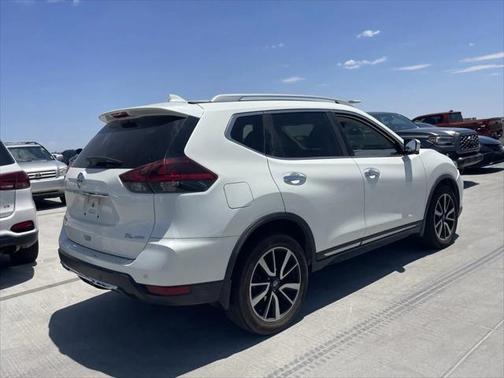 2020 Nissan Rogue SL