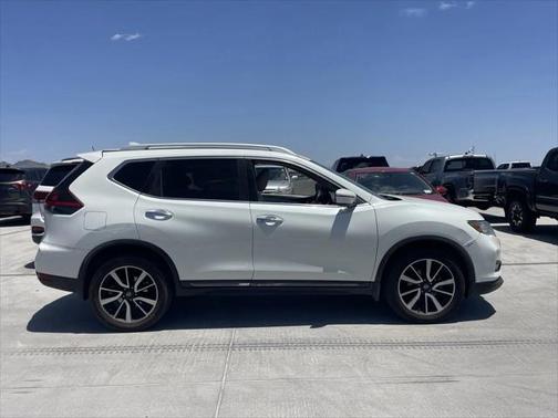 2020 Nissan Rogue SL
