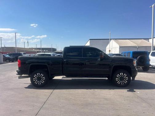 2016 GMC Sierra 2500 Denali