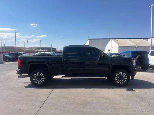 2016 GMC Sierra 2500 Denali