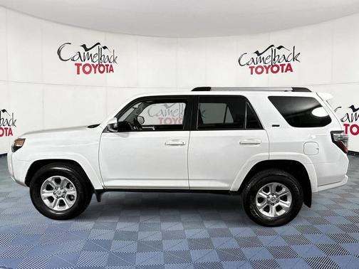 2022 Toyota 4Runner SR5