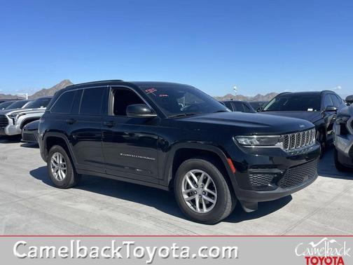 2023 Jeep Grand Cherokee Laredo