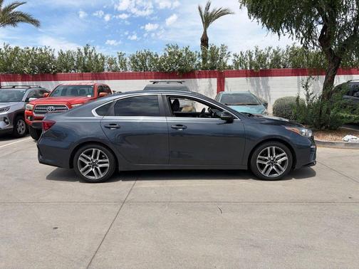 Gravity Grey 2020 Kia Forte EX