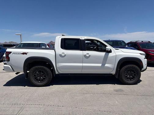Glacier White 2023 Nissan Frontier PRO-4X
