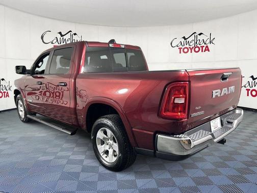 Delmonico Red Pearlcoat 2025 RAM 1500 Big Horn/Lone Star
