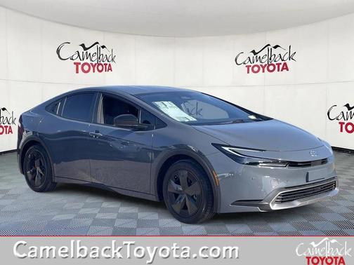 2026 Toyota Prius Plug-In Hybrid SE