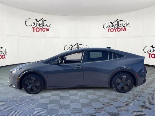 2026 Toyota Prius Plug-In Hybrid SE