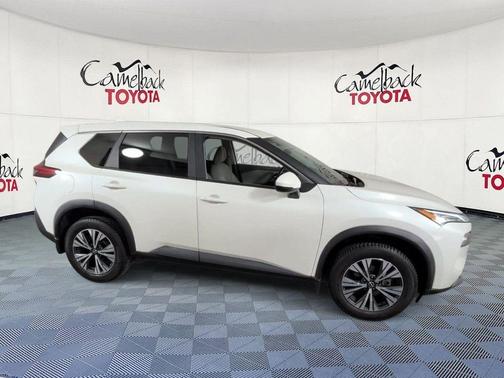 Pearl White Tricoat 2023 Nissan Rogue SV