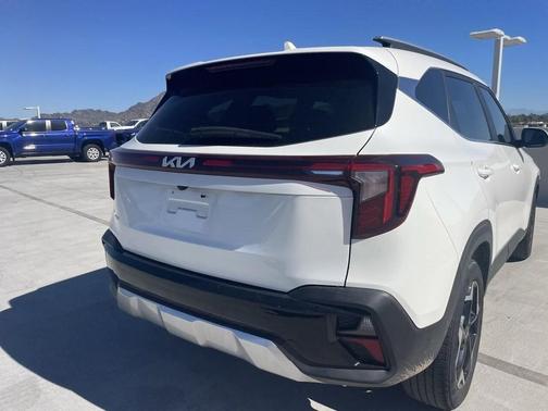 2024 Kia Seltos EX