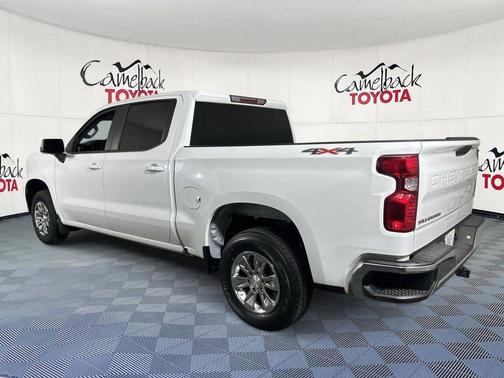 Summit White 2024 Chevrolet Silverado 1500 LT