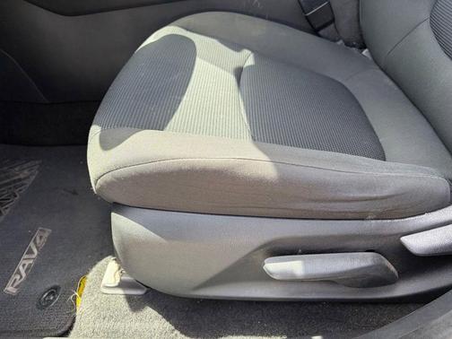 Silver Sky Metallic 2021 Toyota RAV4 LE