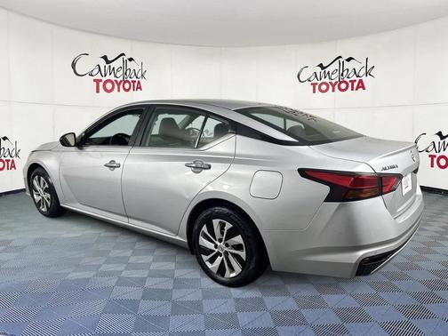 2024 Nissan Altima S FWD