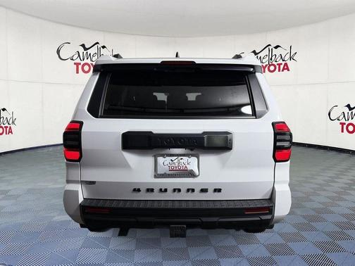 Ice 2025 Toyota 4Runner SR5