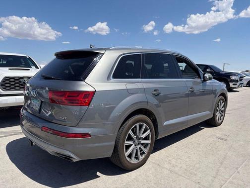 Graphite Gray 2017 Audi Q7 3.0T Premium