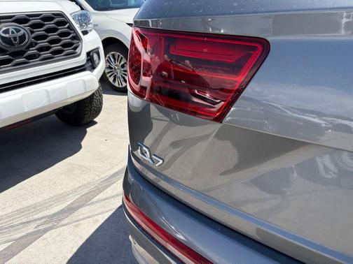Graphite Gray 2017 Audi Q7 3.0T Premium