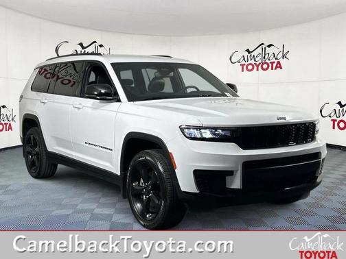 Bright White Clearcoat 2023 Jeep Grand Cherokee L Altitude SUV