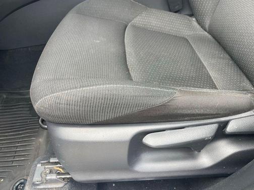 Silver Knockout 2019 Toyota C-HR LE