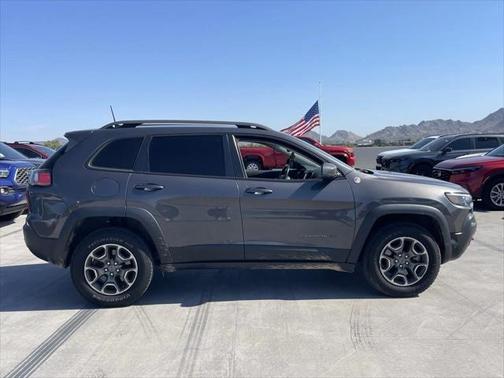 2020 Jeep Cherokee Trailhawk