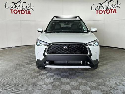2025 Toyota Corolla Cross XLE