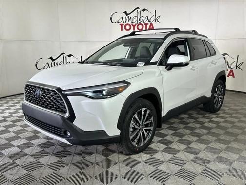 2025 Toyota Corolla Cross XLE