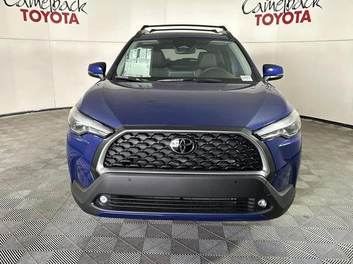 2025 Toyota Corolla Cross XLE