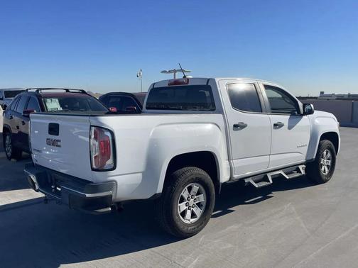 2016 GMC Canyon Base