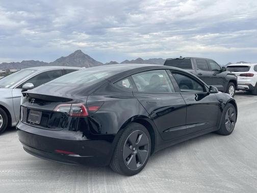 2023 Tesla Model 3 Standard Range