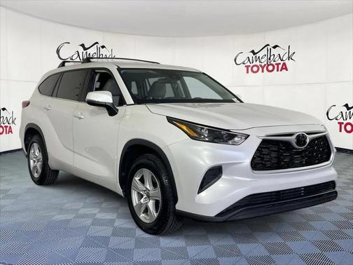 2023 Toyota Highlander LE
