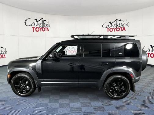 2023 Land Rover Defender 110 SE