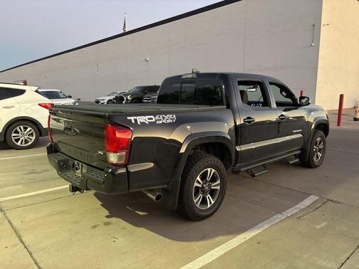 2017 Toyota Tacoma TRD Sport