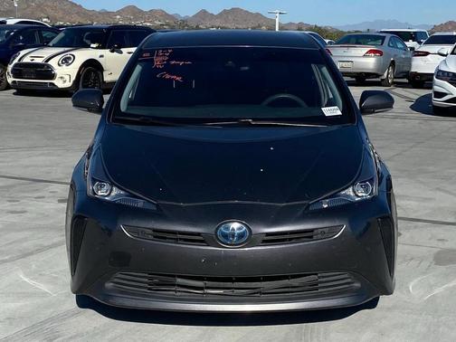 2020 Toyota Prius LE