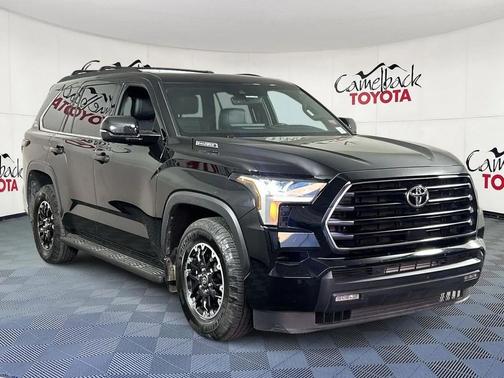 2025 Toyota Sequoia SR5