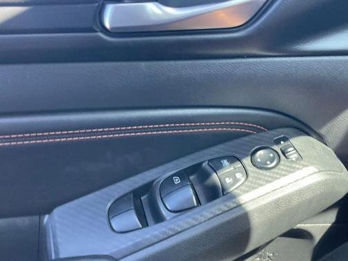 2020 Nissan Altima SR FWD