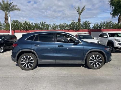 2021 Mercedes-Benz GLA 250 Base 4MATIC