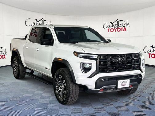 Summit White 2024 GMC Canyon AT4