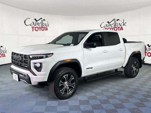 Summit White 2024 GMC Canyon AT4