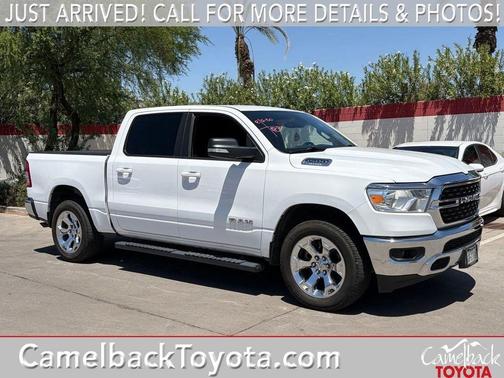 Bright White Clearcoat 2022 RAM 1500 Big Horn/Lone Star