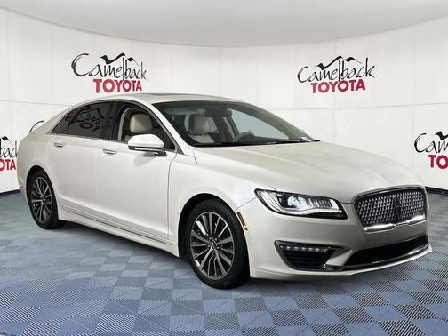 2017 Lincoln MKZ Base