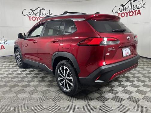 2025 Toyota Corolla Cross XLE