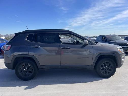 2020 Jeep Compass Trailhawk