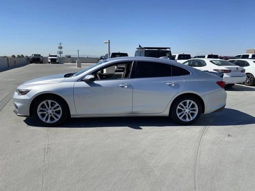 2017 Chevrolet Malibu 1LT