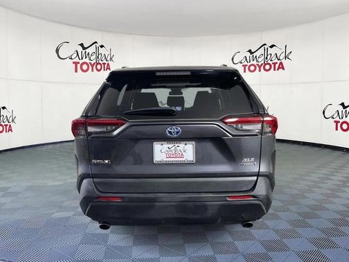 2023 Toyota RAV4 Hybrid XLE