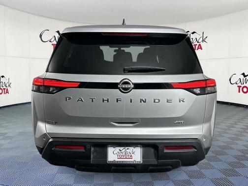 2024 Nissan Pathfinder S 4WD
