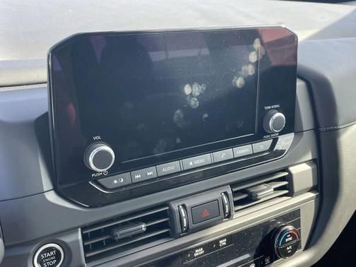 2024 Nissan Pathfinder S 4WD