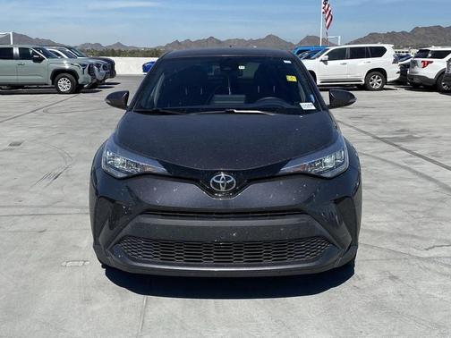 2021 Toyota C-HR XLE