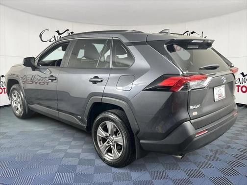 2023 Toyota RAV4 Hybrid LE